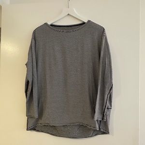 Lululemon Back in Action Size 6